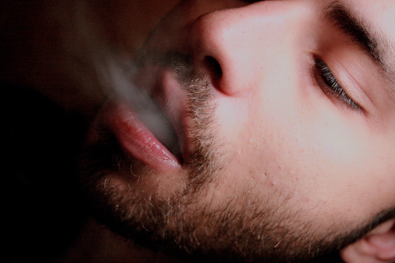 Vaping Ruins Erections, Study Says