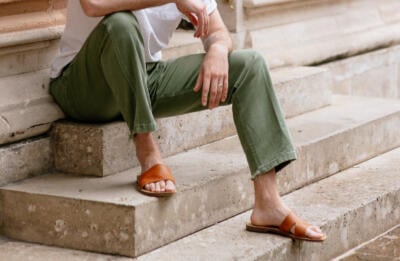 Slides and huaraches, open-toe and closed – Permanent Style