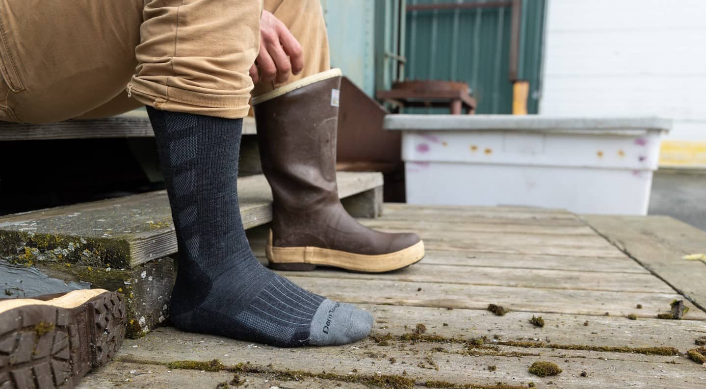 8 Best Work Socks For Men – Comfort On The Job in 2023