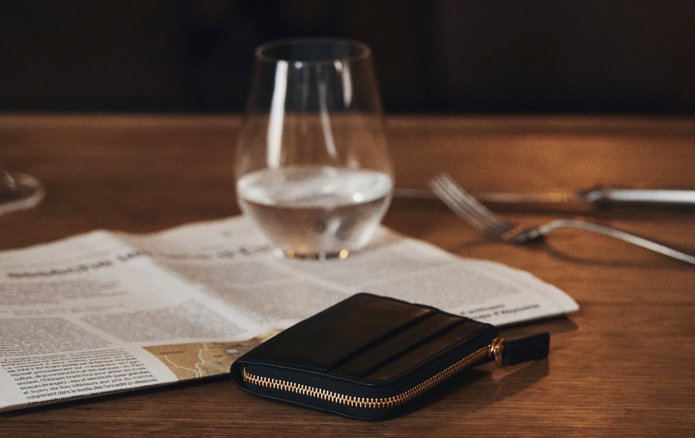 10 Best Slim Wallets For Men: Thin And Compact Styles in 2023