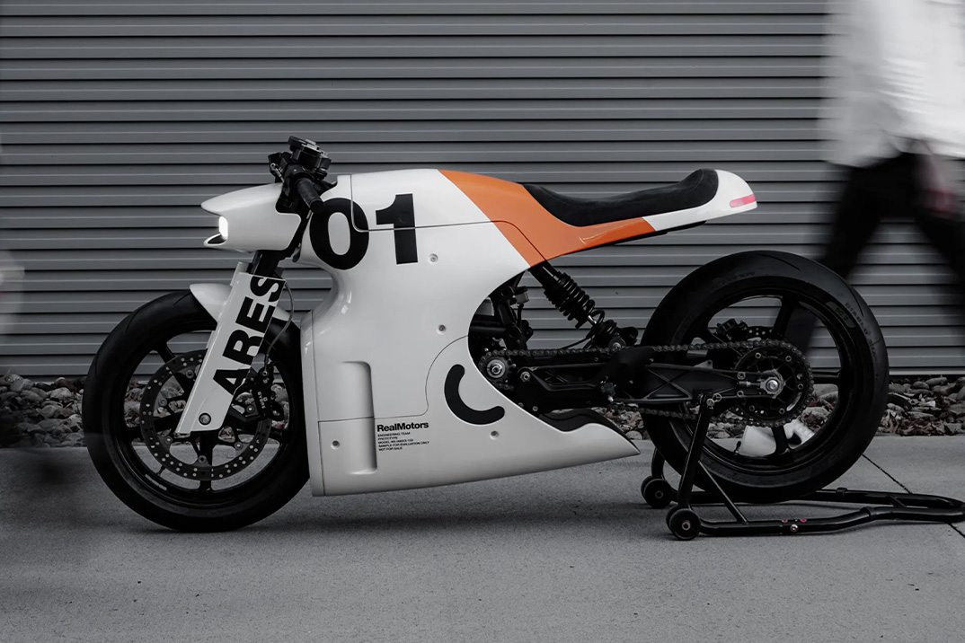 Real Motors Unveils Project ARES Electric Cafe Racer
