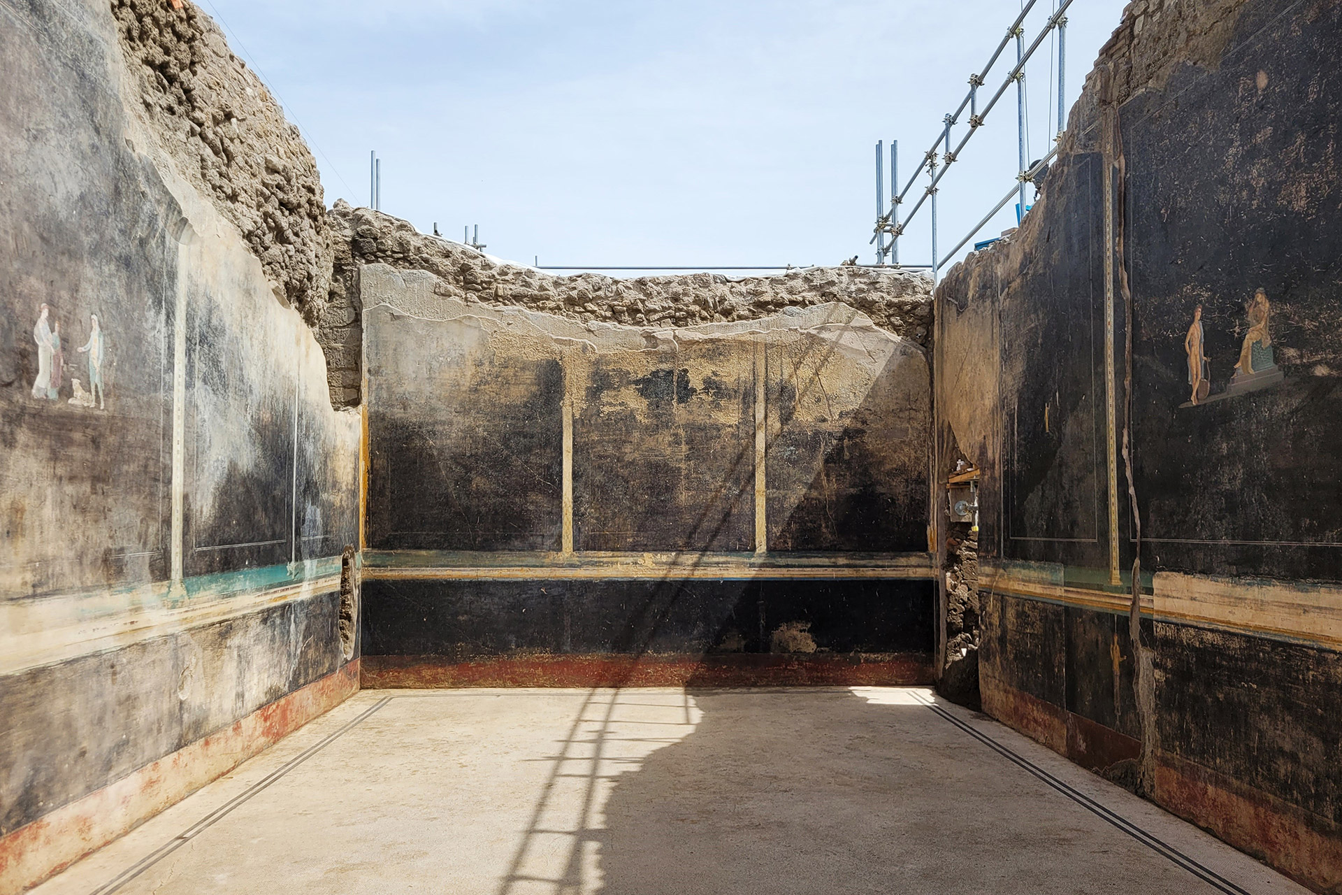 Pompeii Trojan War Frescoes | Uncrate