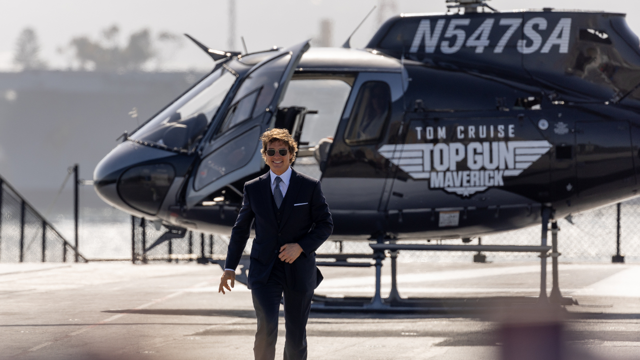 Glen Powell Reveals Tom Cruise Once Lost Control Of A Helicopter During ‘Top Gun’ Filming… For A Prank