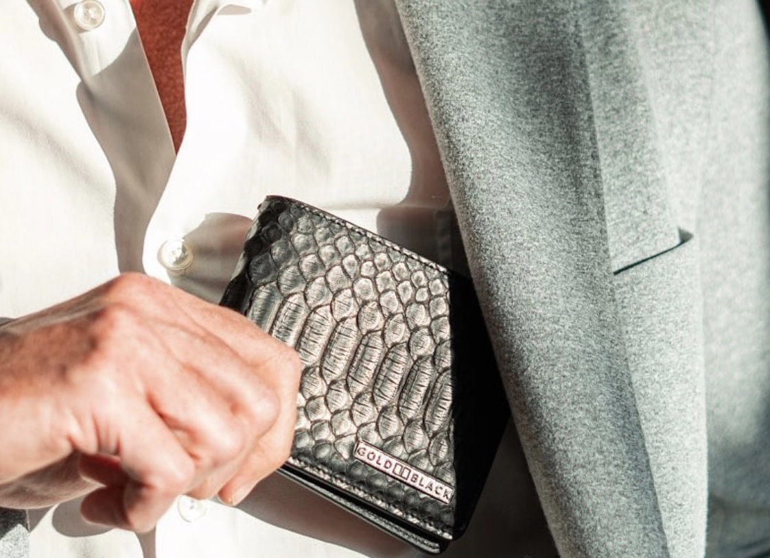 17 Best Luxury Wallets For Men: Top Designer Picks in 2024