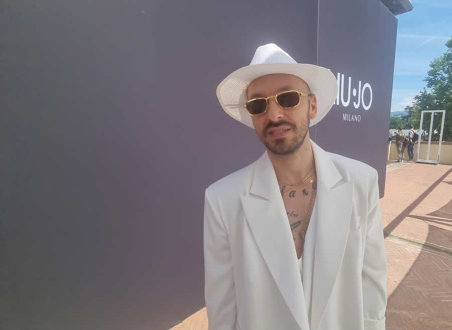 Pitti-Uomo-White-Suit