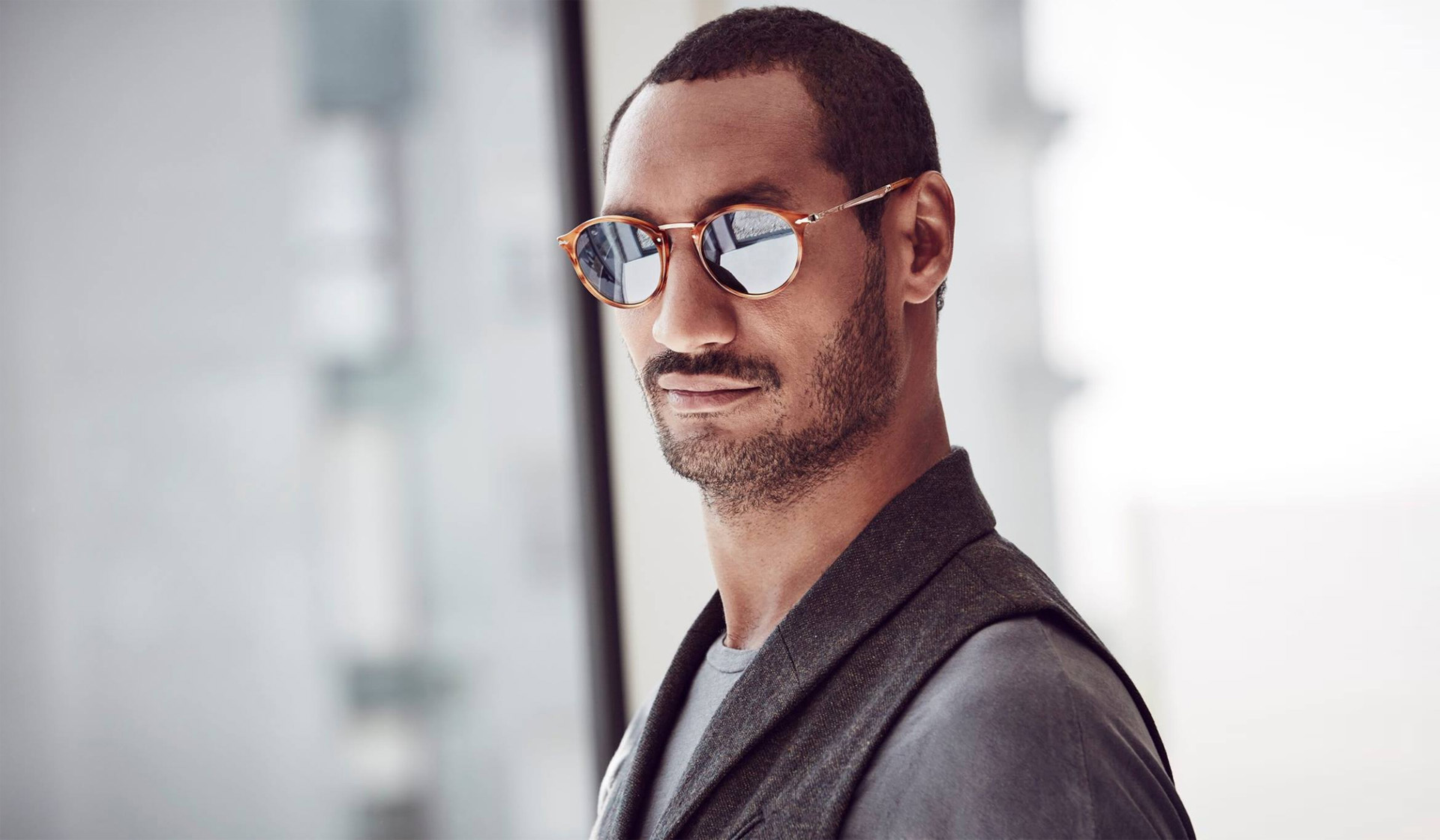 How To Pick The Perfect Sunglasses For Your Face Shape