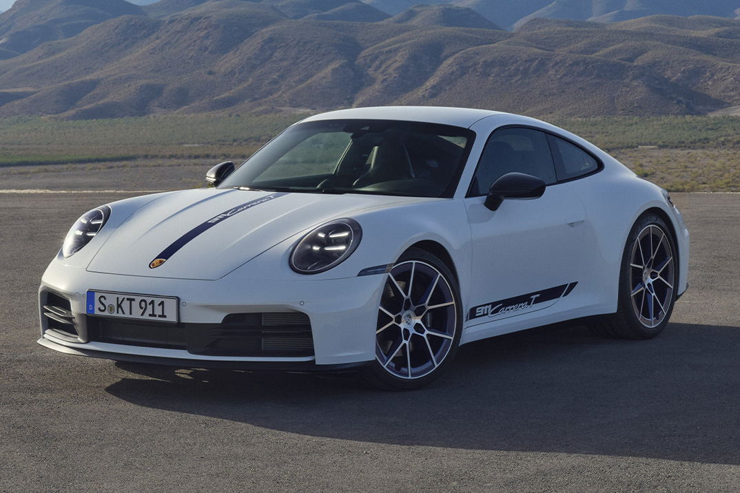 Porsche Unveils The 2025 911 Carrera T, And It Only Comes In Manual