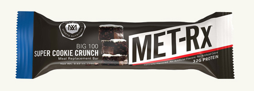 Discover the MET-Rx Big 100 Super Cookie Crunch meal replacement, one of the 4 Best Protein Bars out there. Packed with 32g of protein in sleek blue and black packaging, it's a top choice for anyone seeking quality nutrition and delicious taste on-the-go.