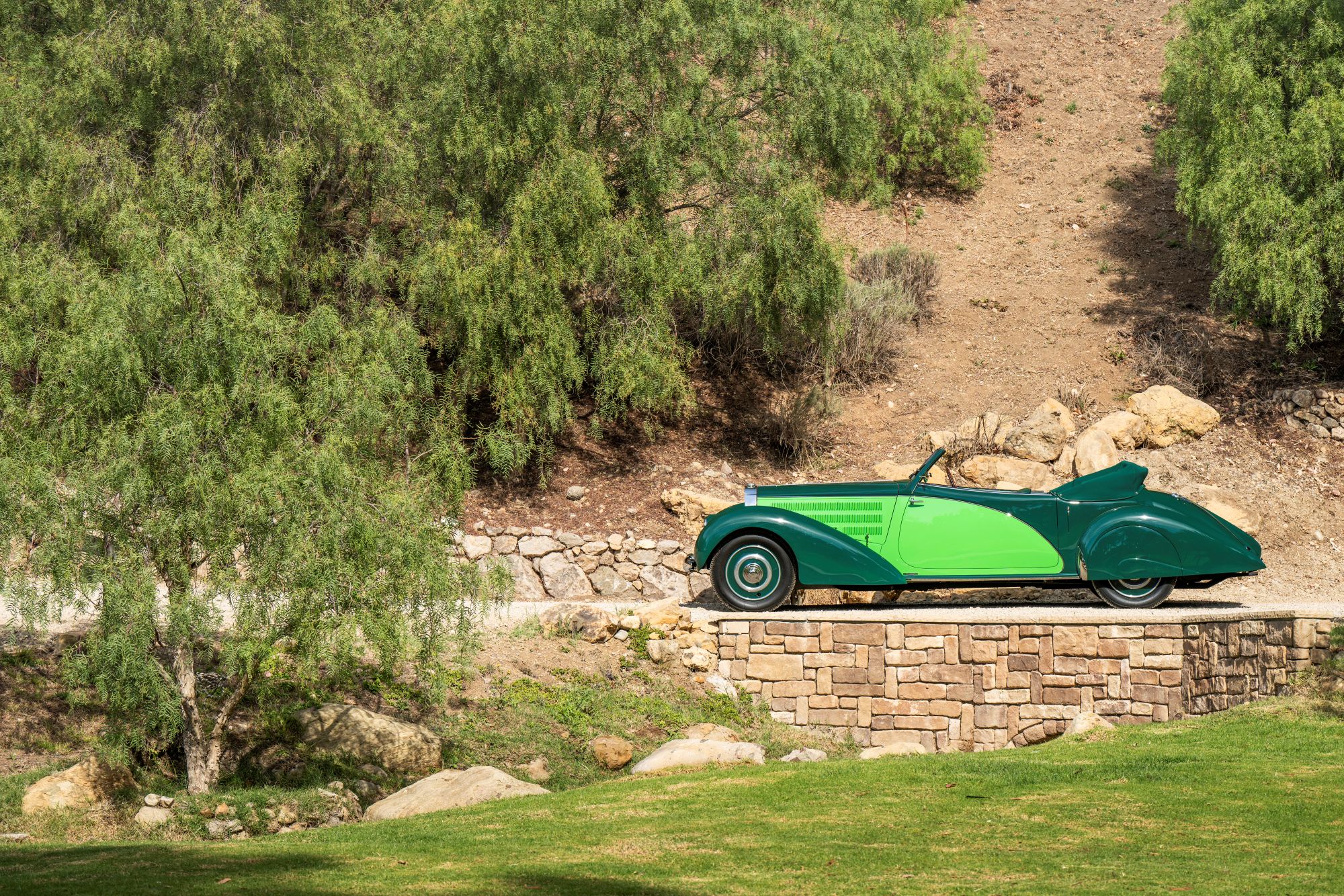 1938 Bugatti Type 57 Cabriolet: A Masterpiece on Wheels