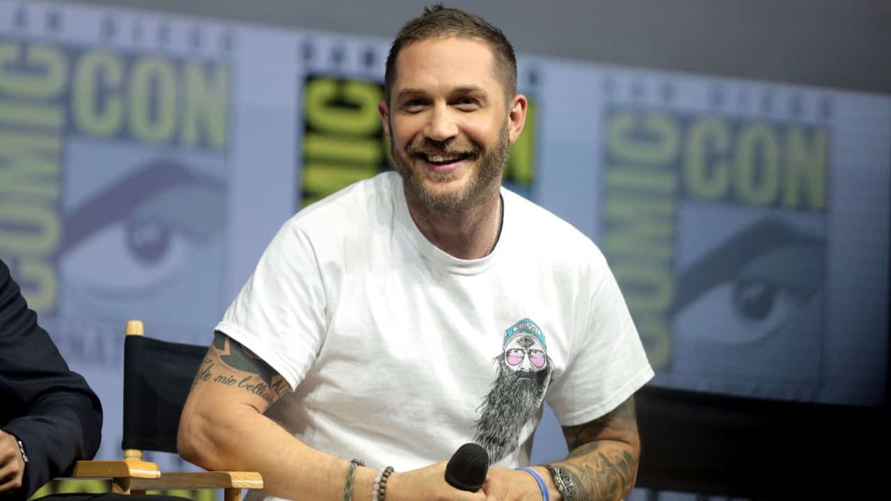 How to Dress Like Tom Hardy: Style Guide for a Rugged Icon