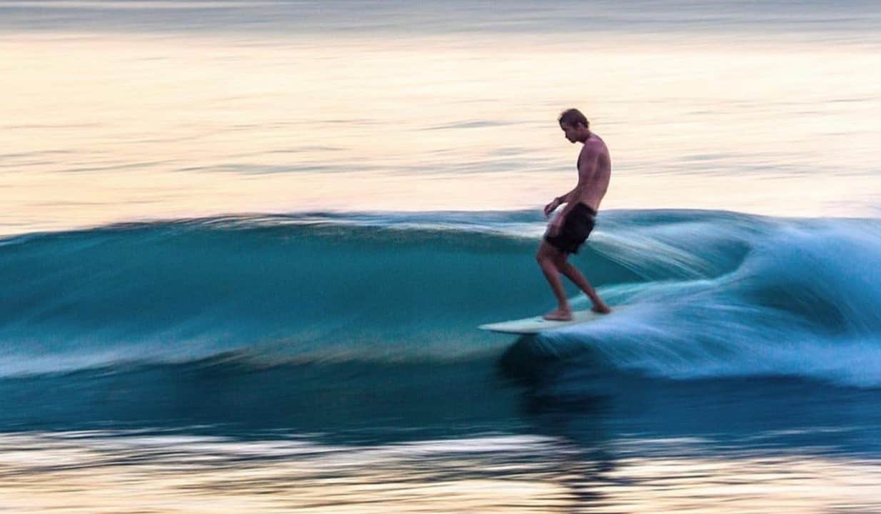 Surfer Style: Riding the Wave of Men’s Surf Aesthetic