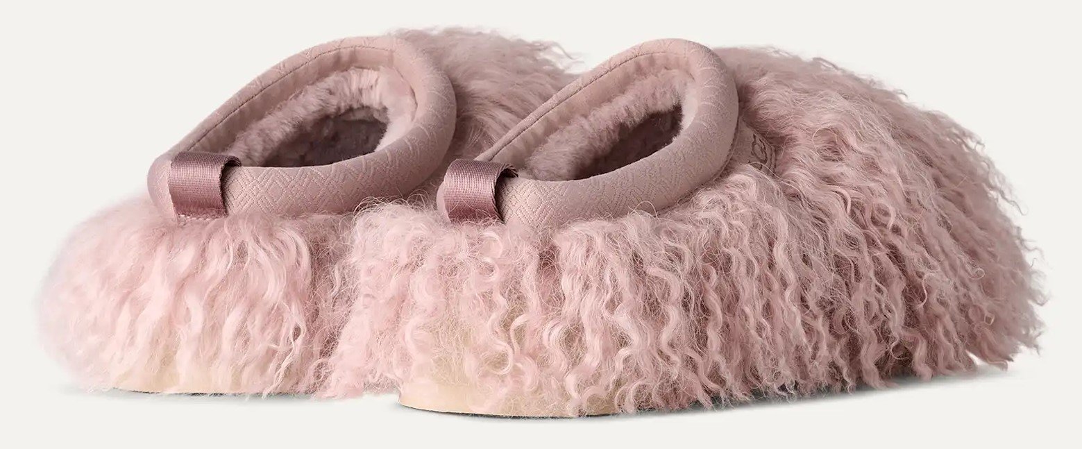 2026 Valentine's Day Gift Guide - UGG Tazz Fluff Momma