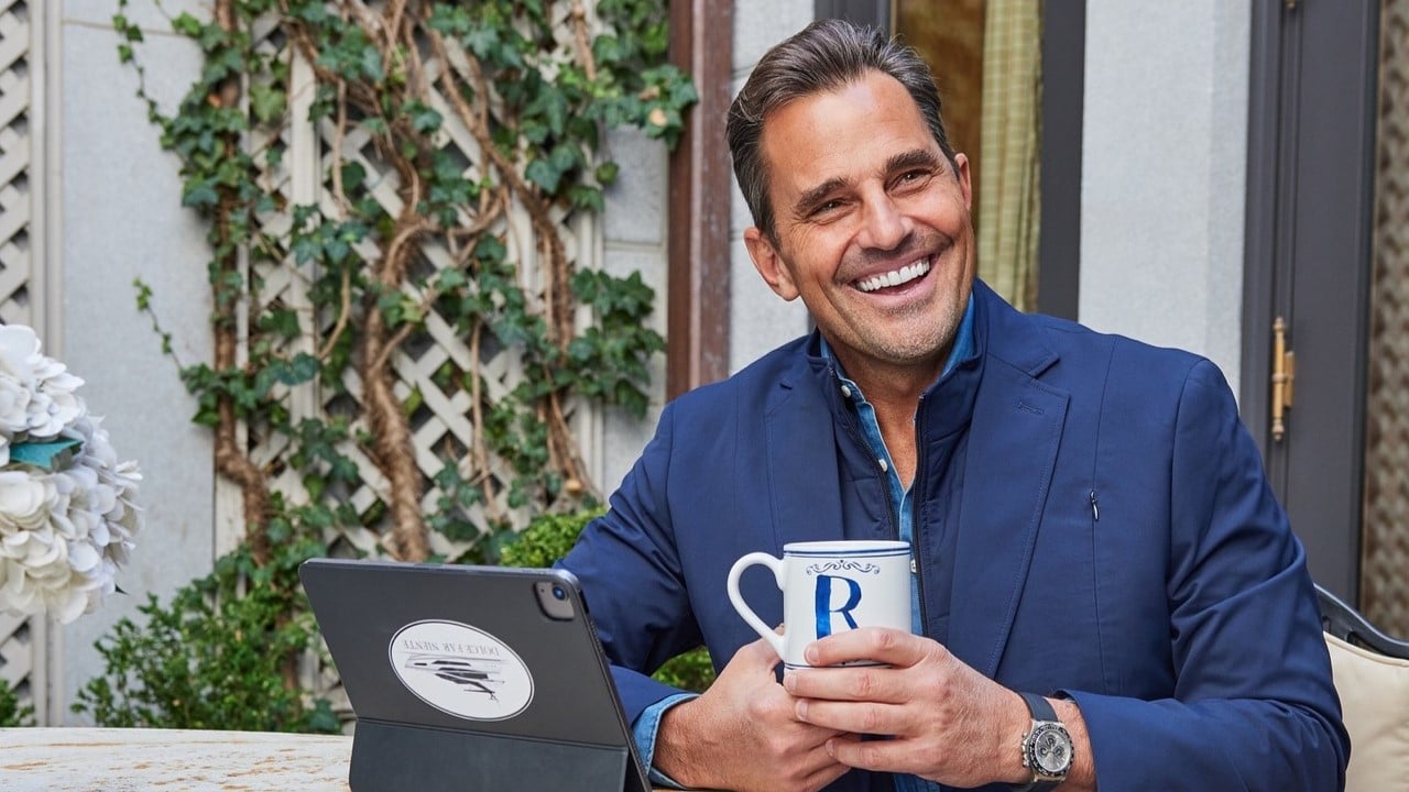 7 Business Casual Outfits That Define Today’s Office Style